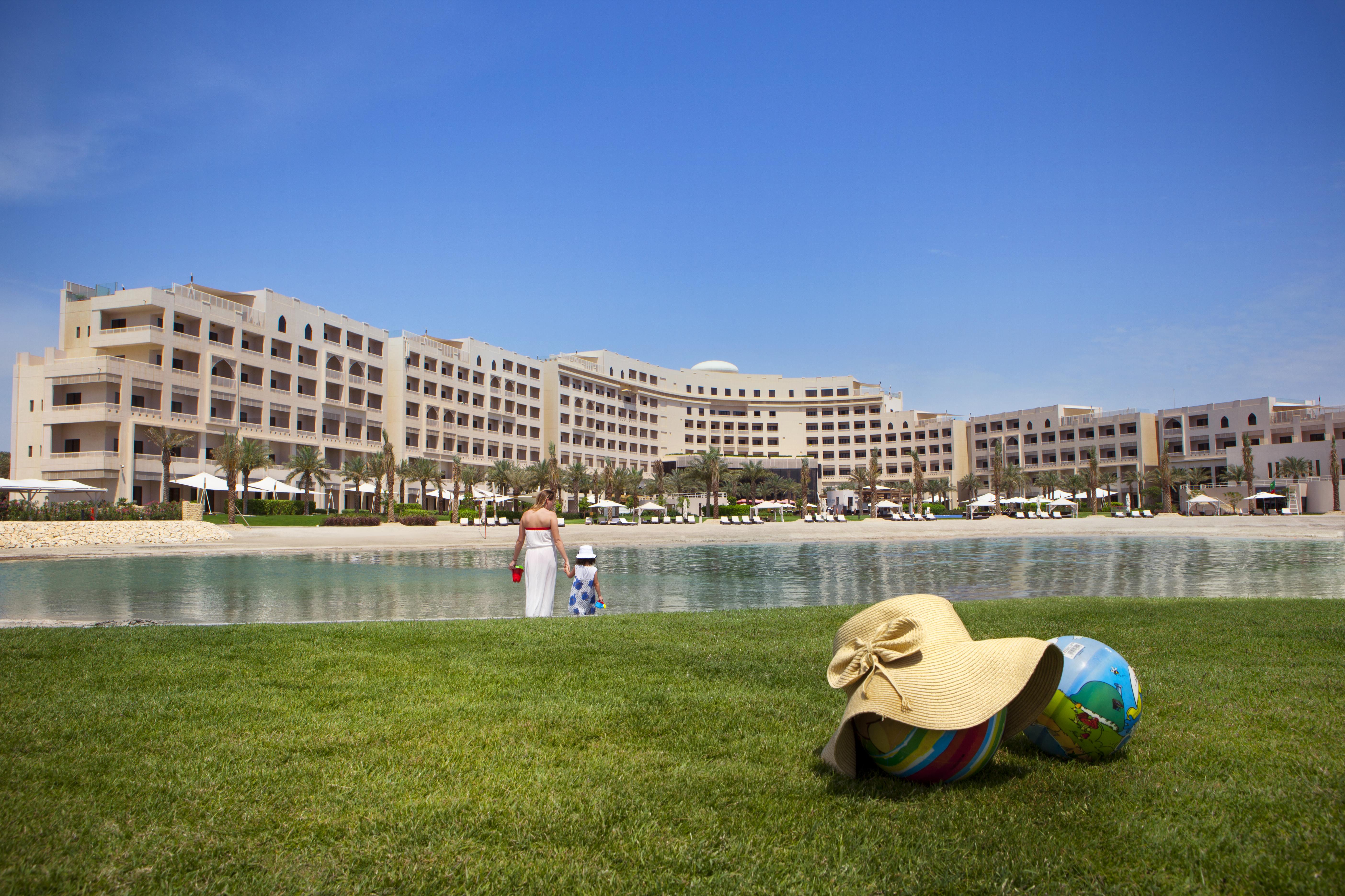 Sofitel Bahrain Zallaq Thalassa Sea & Spa Manama Zewnętrze zdjęcie The Oberoi Dubai