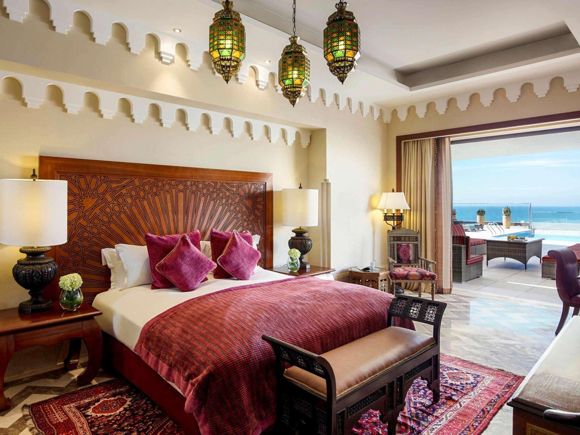Sofitel Bahrain Zallaq Thalassa Sea & Spa Manama Zewnętrze zdjęcie A bedroom at the resort