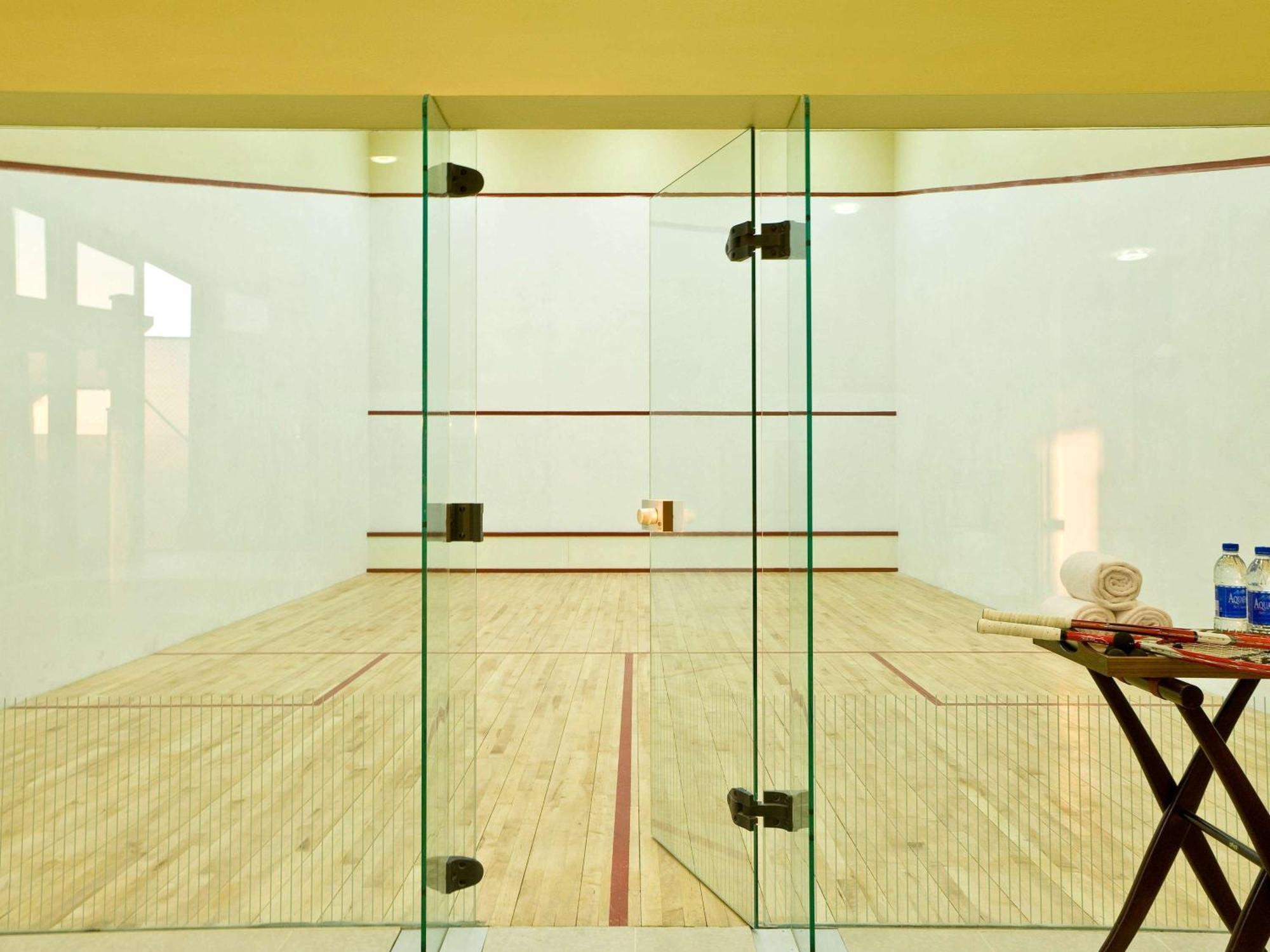 Sofitel Bahrain Zallaq Thalassa Sea & Spa Manama Zewnętrze zdjęcie Squash court