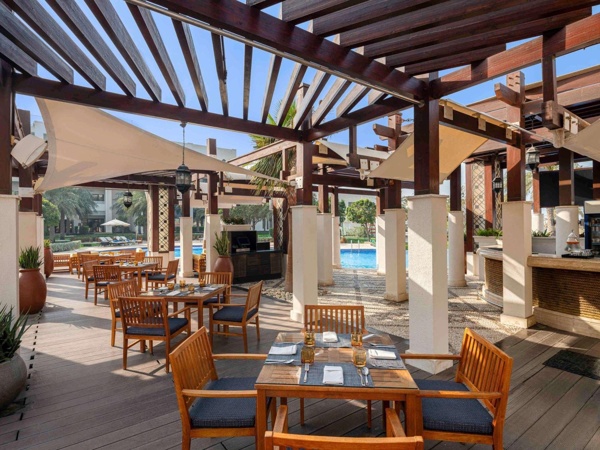 Sofitel Bahrain Zallaq Thalassa Sea & Spa Manama Zewnętrze zdjęcie The Beach Club