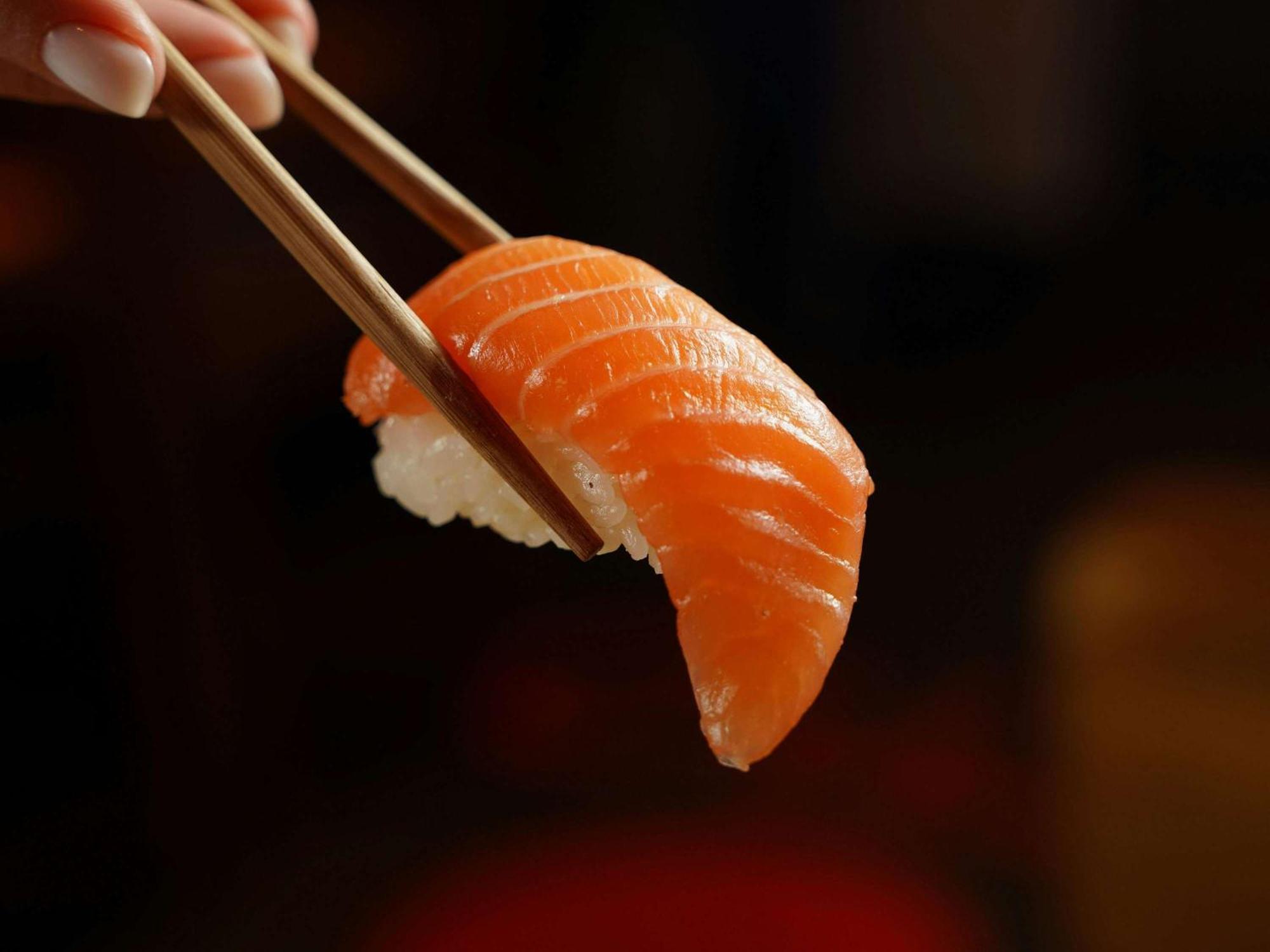 Sofitel Bahrain Zallaq Thalassa Sea & Spa Manama Zewnętrze zdjęcie Salmon nigiri